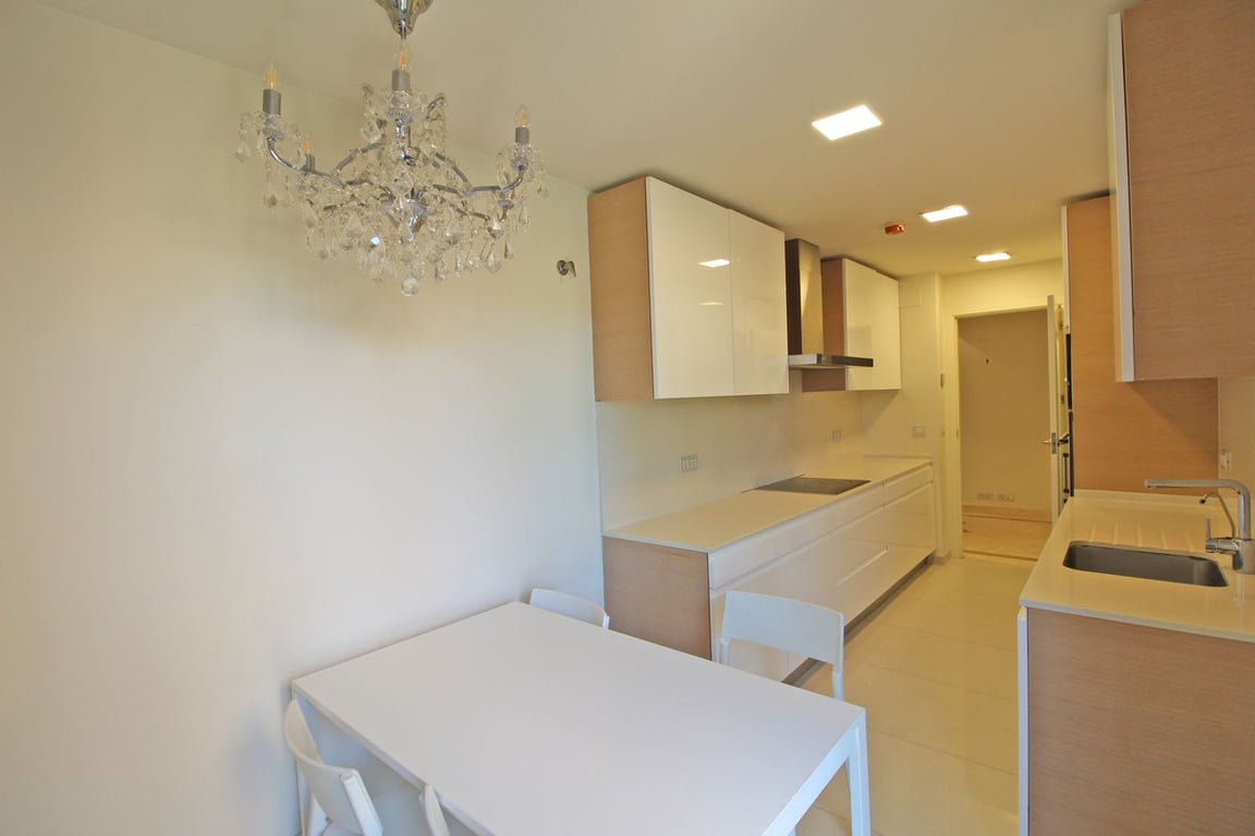 Penthouse in Guadalmina - Image 3