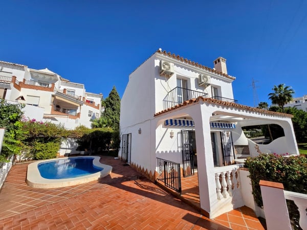 Villa in Nerja - view 1
