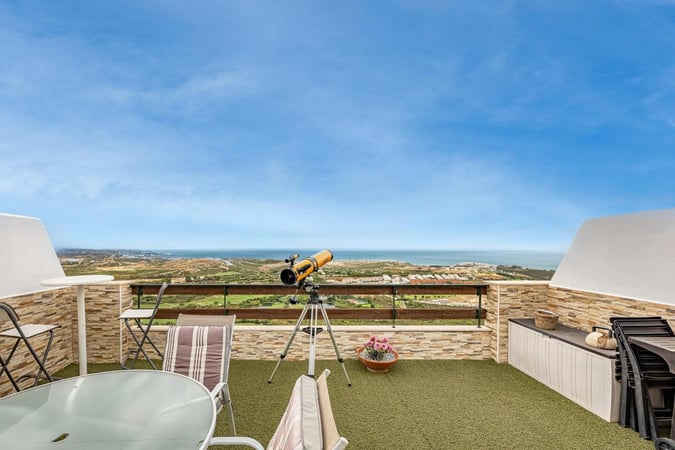 Apartment in Casares - view 1
