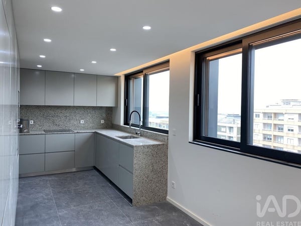 Apartment in Raza de Baixo - view 1