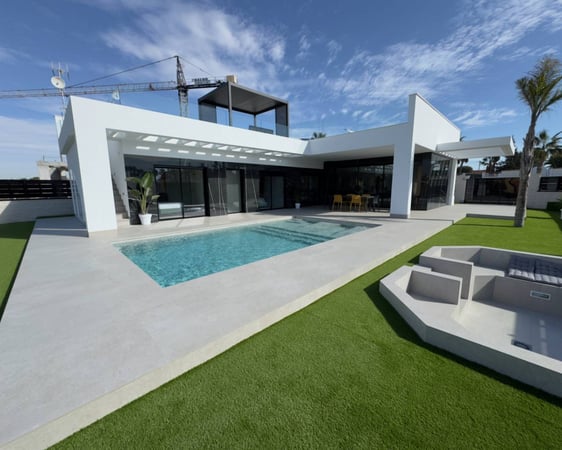 Villa in Algorfa - view 1