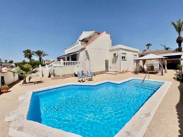 Villa in Ciudad Quesada - view 1