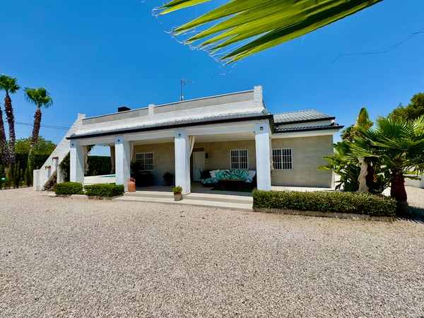 House in Torrellano - view 1