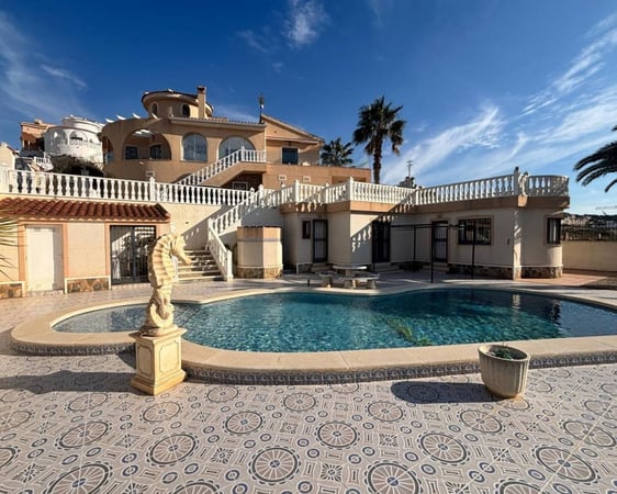 Villa in Ciudad Quesada - view 1
