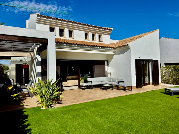 Villa in Algorfa - view 1