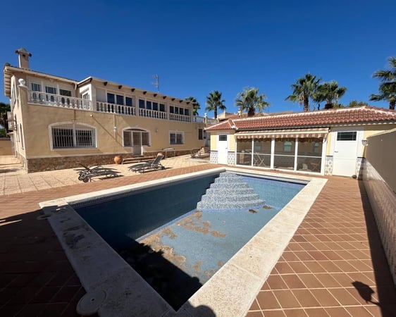 Villa in Ciudad Quesada - view 1