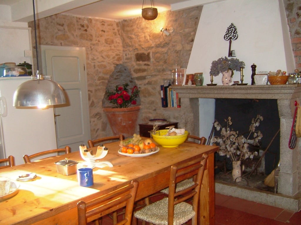 House in Barga - Image 3