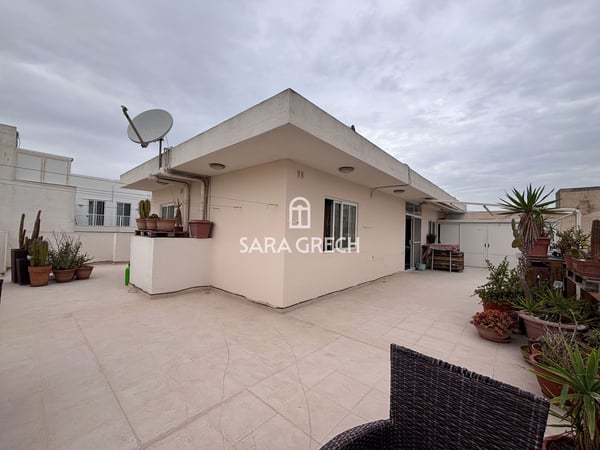 Penthouse in Mosta - view 1