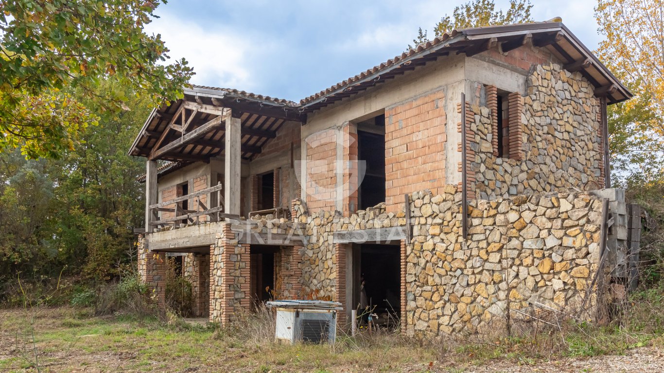 House in Baschi - Image 2