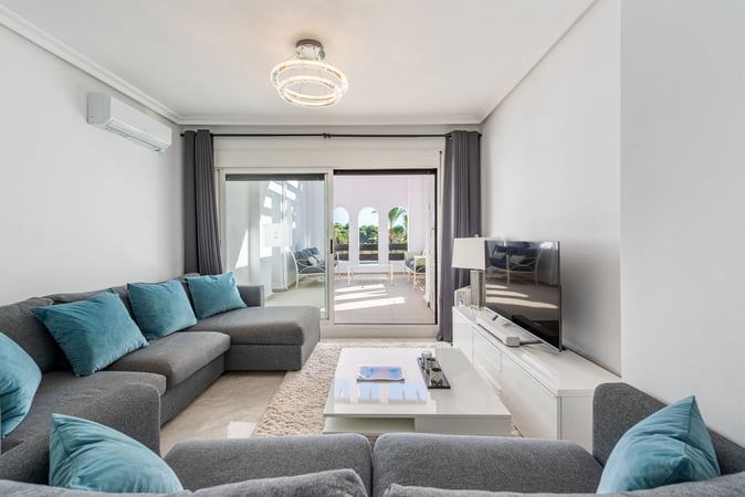 Apartment in Nueva Andalucia - view 1