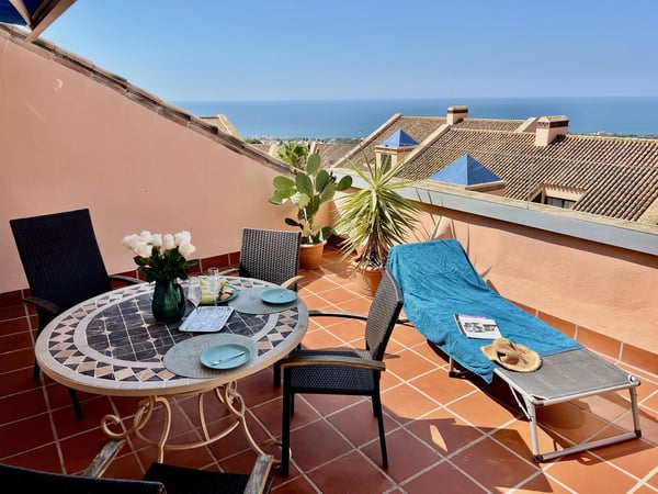 Apartment in Sitio de Calahonda - view 1
