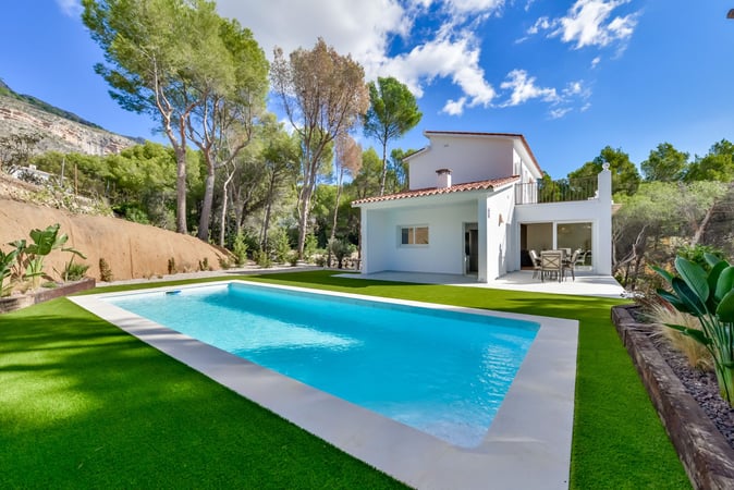 Villa in Altea - view 1