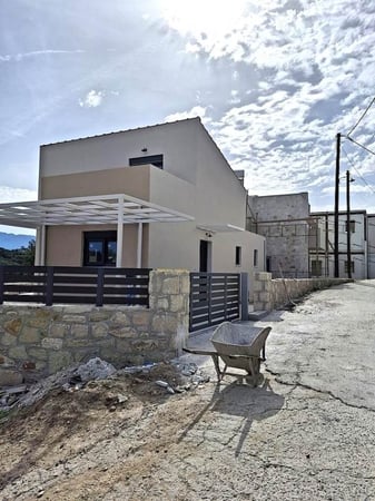 Villa in Modi - view 1