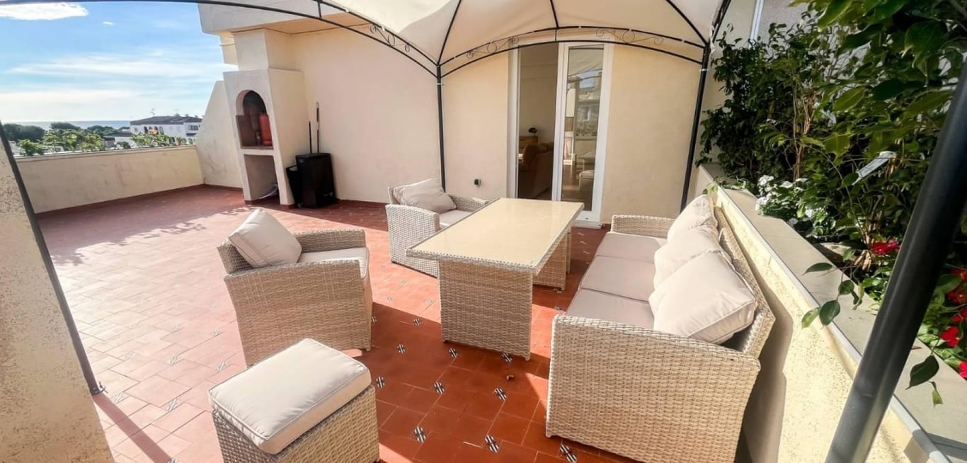 Apartment in Playa Flamenca - Image 2