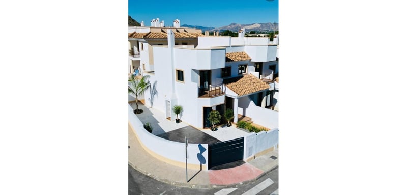 House in Cox - view 1