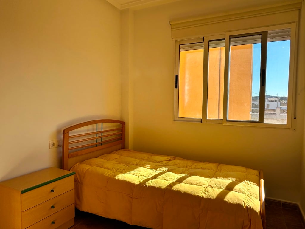 Apartment in Jacarilla - Image 4
