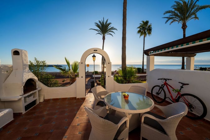 House in La Duquesa - view 1