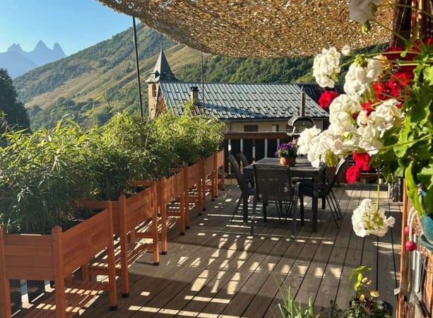 Chalet in Villarembert - view 1