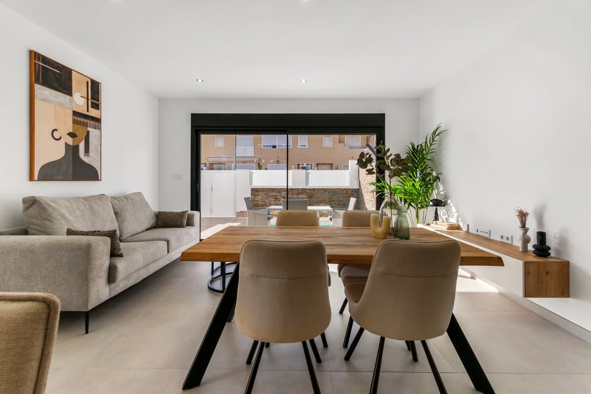 House in Los Tarragas - Image 3