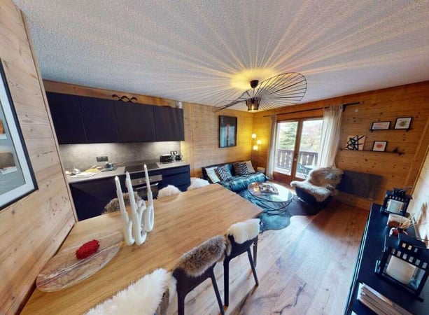 Apartment in Demi-Quartier - view 1