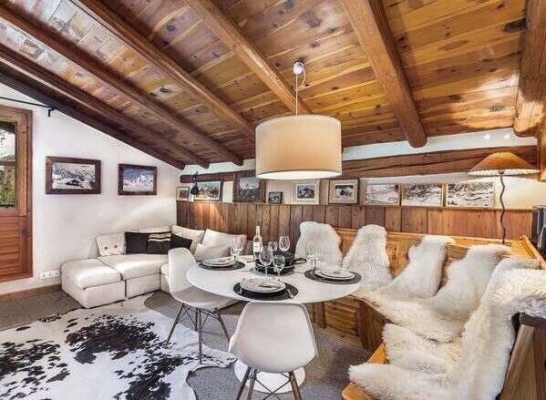 Apartment in Val-d'Isere - view 1