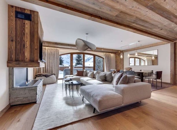 Apartment in Val-d'Isere - view 1