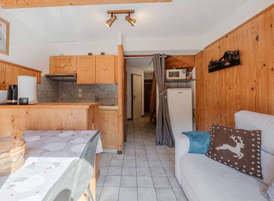 Apartment in Morzine - Image 4