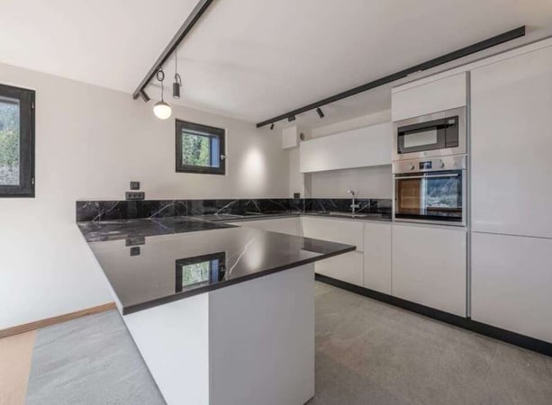 Apartment in Argentiere - view 1