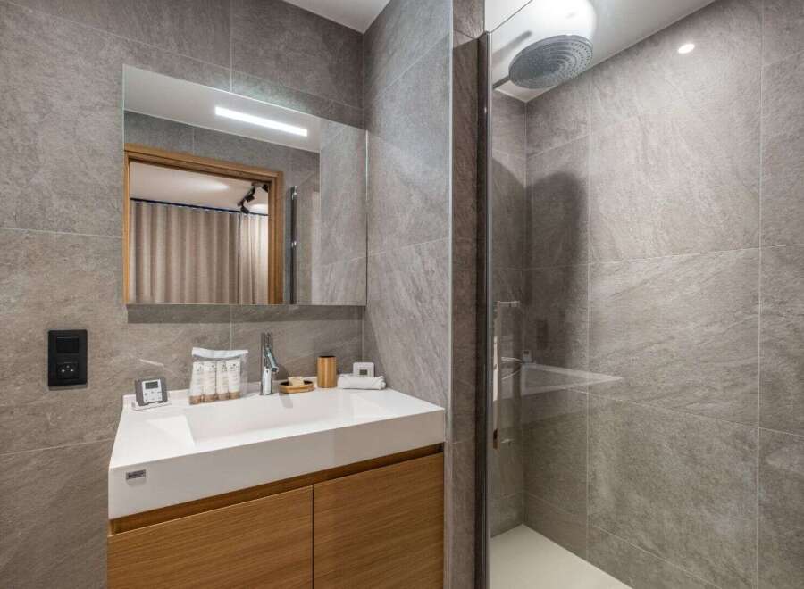 Apartment in Courchevel 1650 - Image 4