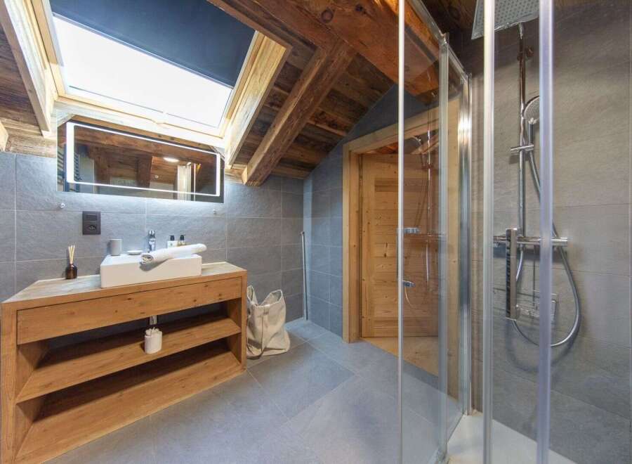 Apartment in Morzine - Image 3