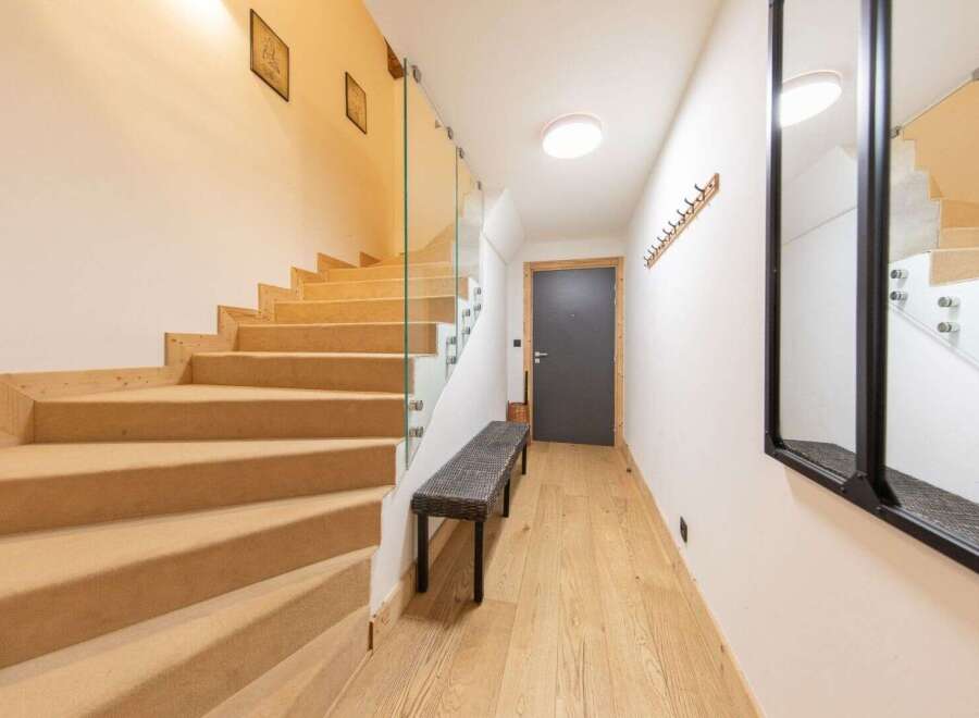 Apartment in Morzine - Image 4