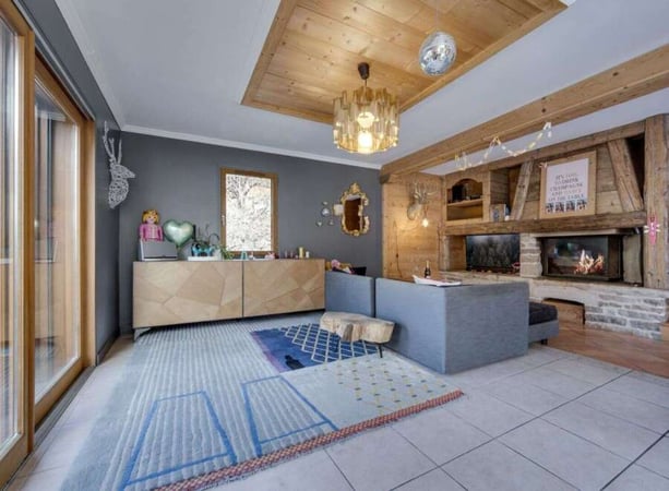 Chalet in Sainte-Foy-Tarentaise - view 1