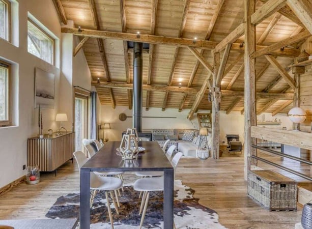 Chalet in Saint-Nicolas-de-Veroce - view 1