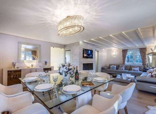 Chalet in Courchevel 1650 - view 1