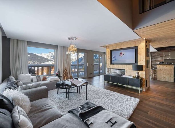 Chalet in Courchevel 1550 - view 1