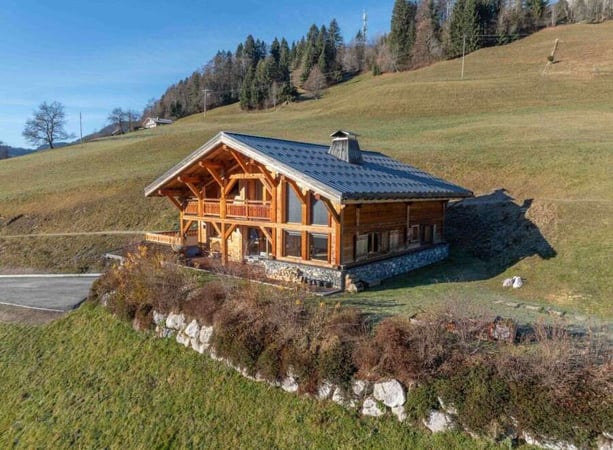 Chalet in Praz-sur-Arly - view 1