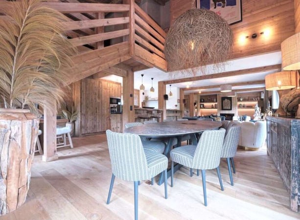 Chalet in Demi-Quartier - view 1