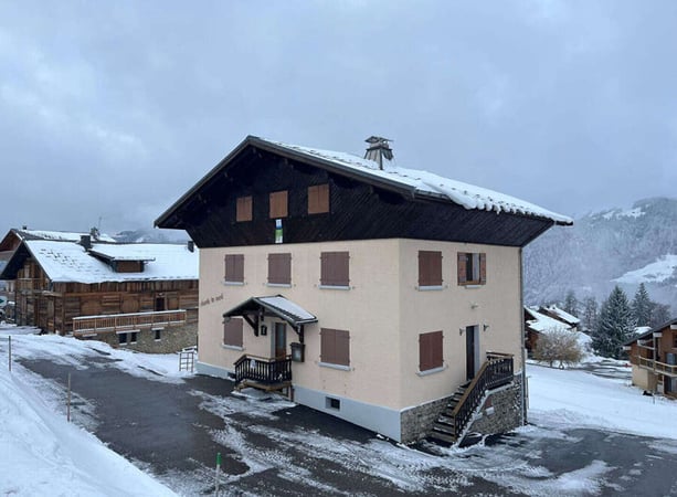 Chalet in Crest-Voland - view 1