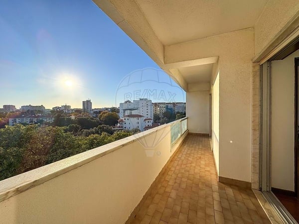 Apartment in Cascais - view 1