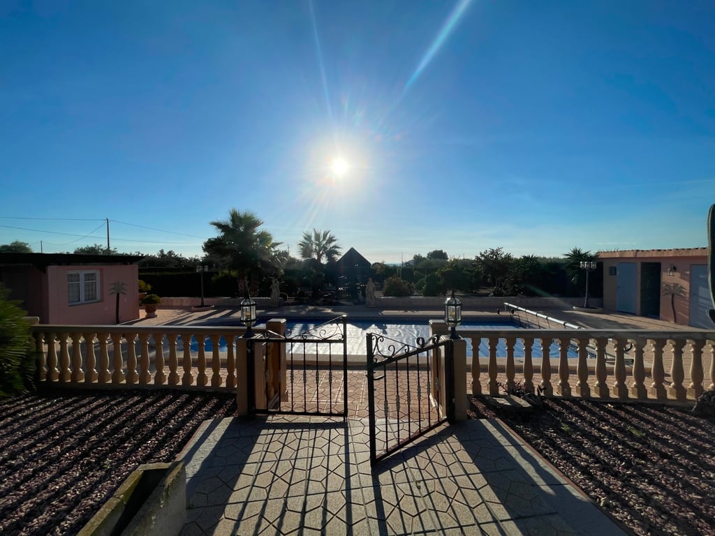 House in Crevillent - Image 2