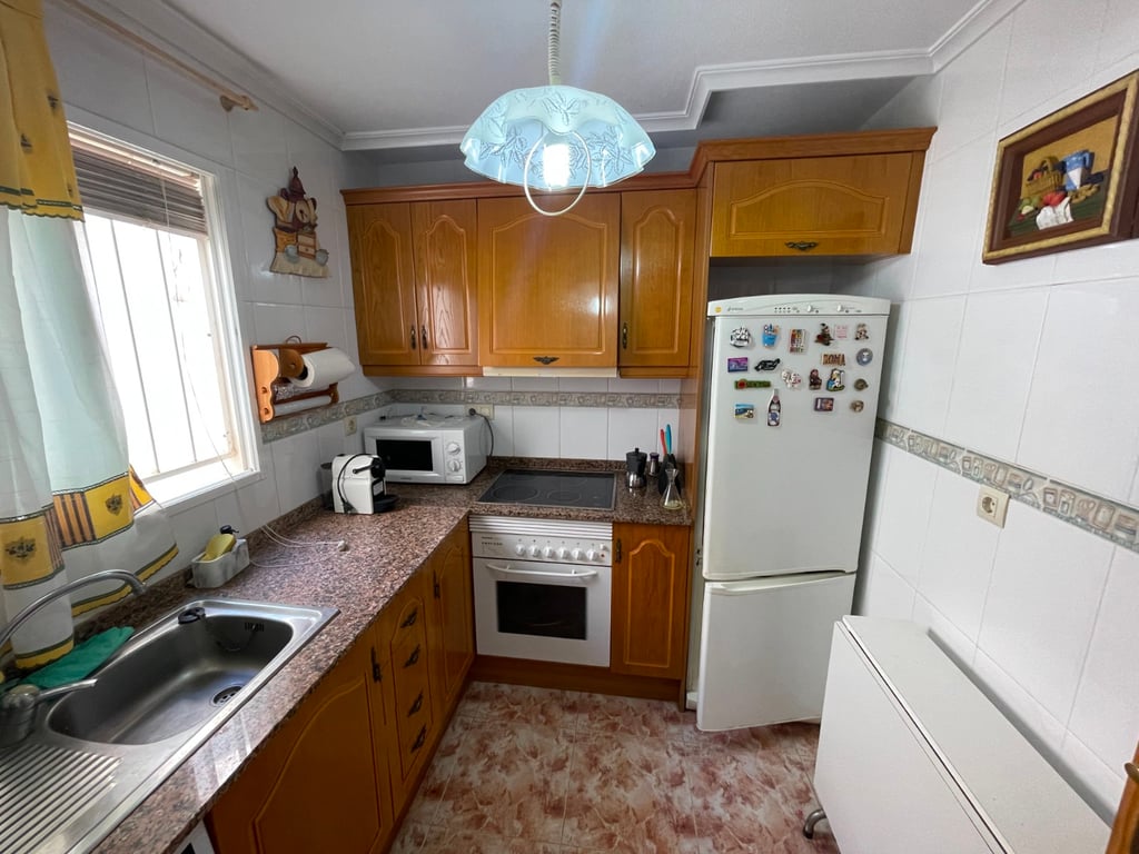 Apartment in Torrelamata - Image 5