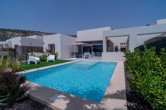 Villa in Algorfa - view 1