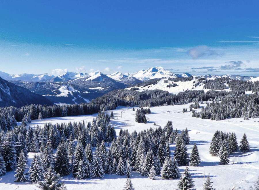 Apartment in Morzine - Image 3