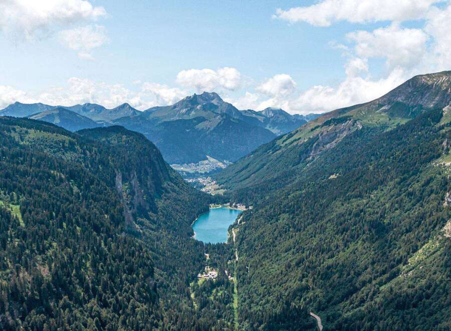 Apartment in Morzine - Image 2