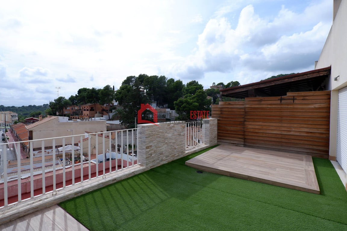 Apartment in Naquera