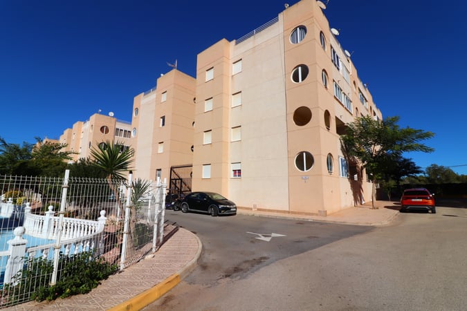 Apartment in Torrevieja - view 1
