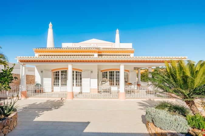 House in Guia - view 1