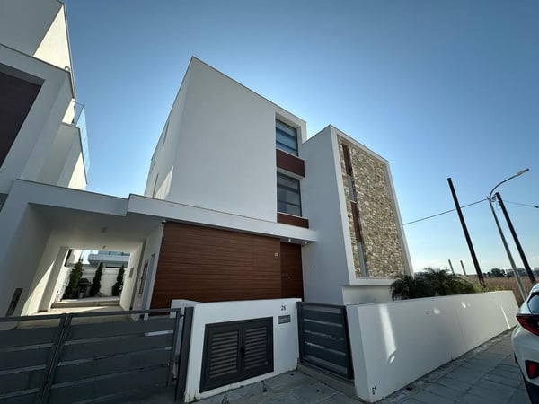 Villa in Livadia - view 1