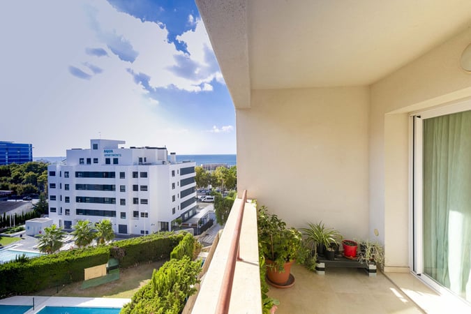 Apartment in Marbella - view 1