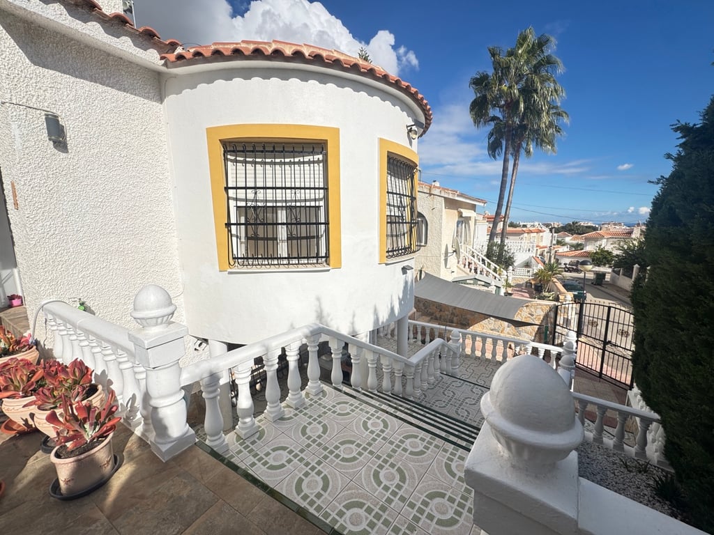 Villa in Villamartin - Image 5